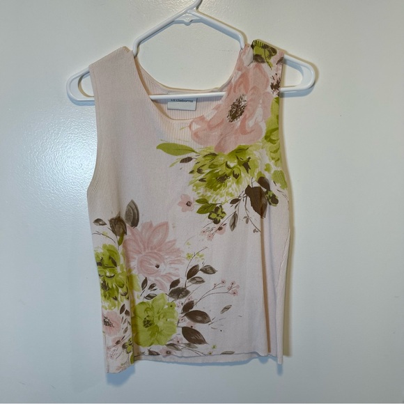 Liz Claiborne Tops - Liz‎ Claiborne floral Sleeveless Top women’s size large